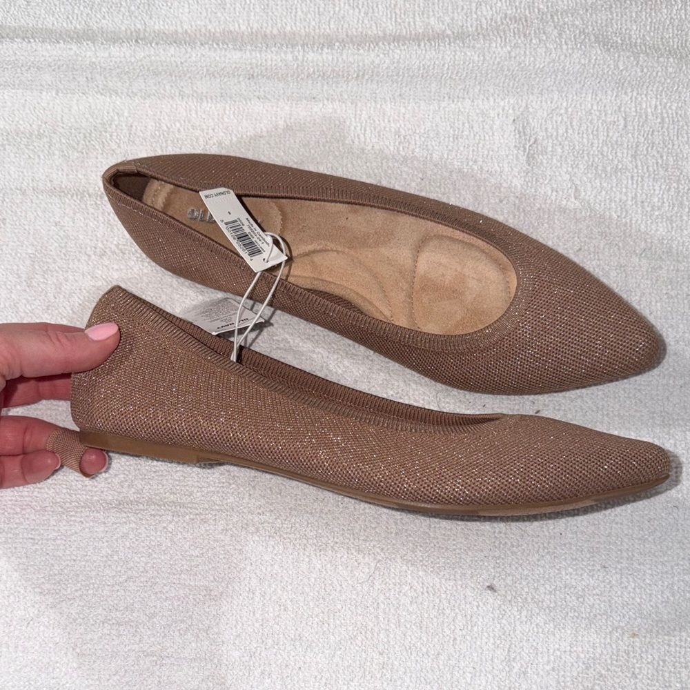 Old Navy Tan Women's Flats